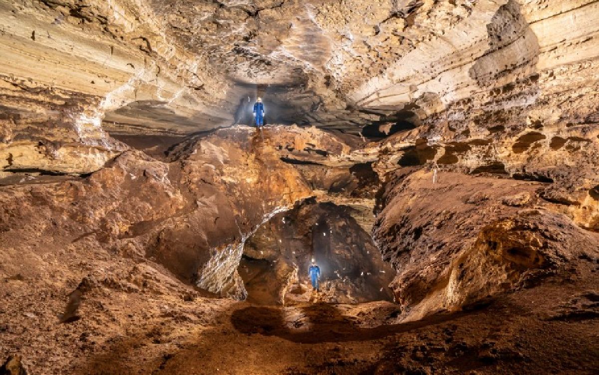 Turismo em cavernas ganha impulso com diretrizes para capacitação de guias e condutores