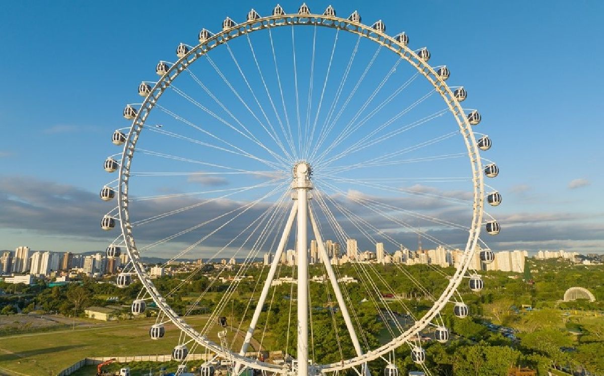 Brincadeiras, solidariedade e vista do alto marcam o aniversário de São Paulo na Roda Rico