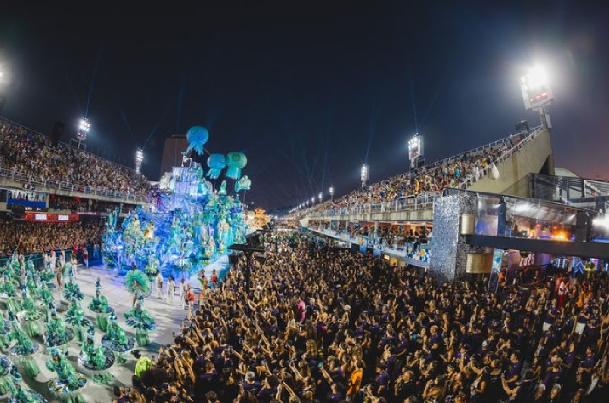 Camarote Allegria chega aos 10 anos como um legado do Carnaval da Sapucaí