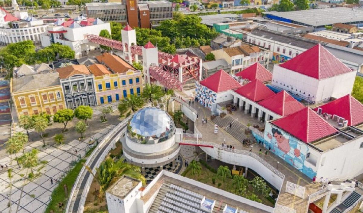 Imprensa espanhola apresenta Fortaleza como destino imperdível em 2026