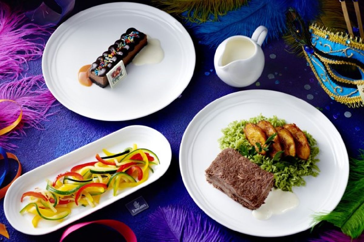 Emirates lança menu de Carnaval inspirado em pratos brasileiros