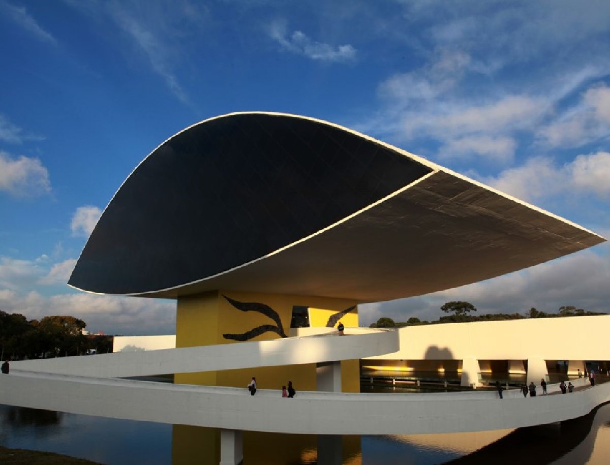 Curitiba consolida-se como destino turístico de destaque e impulsiona a economia local