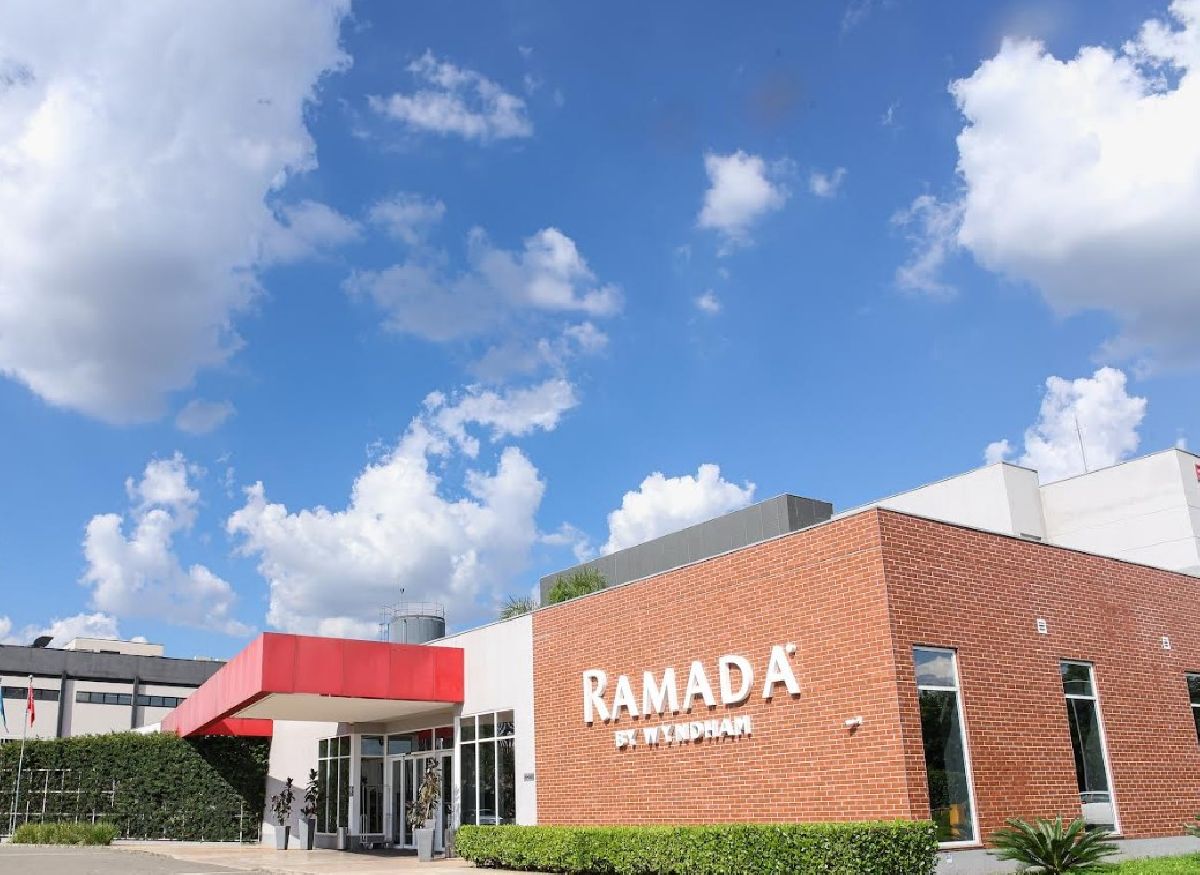 Hotel Ramada Viracopos Campinas redefine a experiência de hospedagem prática e confortável 