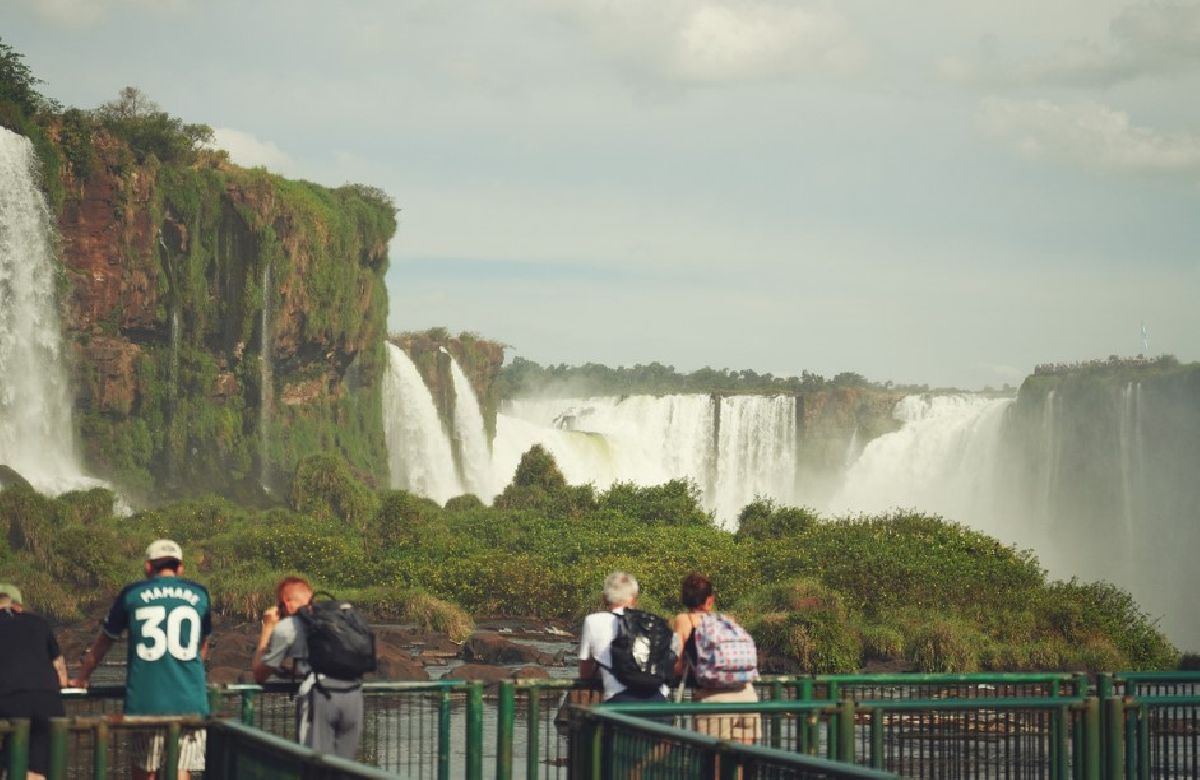 Parque Nacional do Iguaçu amplia horário e prepara programação especial para o feriado de Tiradentes