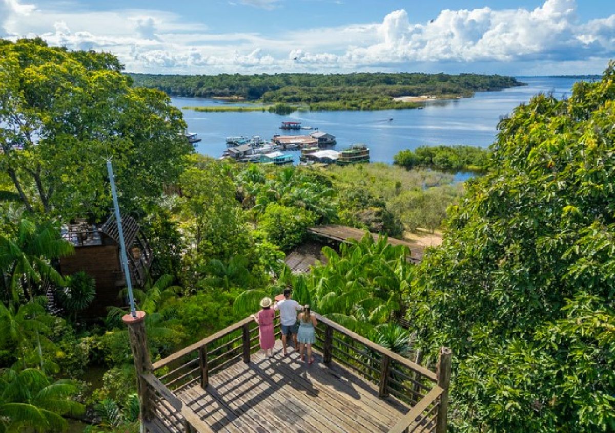  Brasil tem alta de 12% no volume de receitas geradas pelo turismo internacional no país