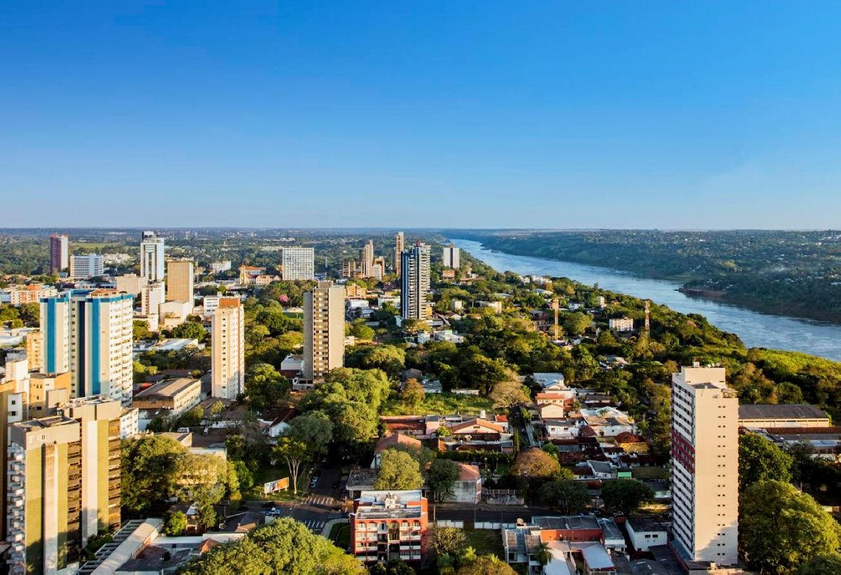 Implantação de indústrias nacionais poderiam impulsionar economia e consolidar Foz do Iguaçu/PR como polo de duty frees