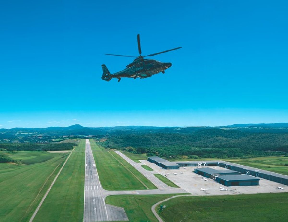 Revo marca presença no Catarina Aviation Show 2026 com rota exclusiva e lounge assinado por Sig Bergamin e Murilo Lomas
