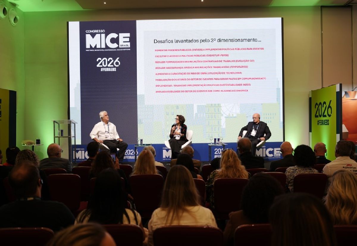 Primeiro dia da Feira EBS 2026 discute potencial brasileiro no mercado MICE durante programação