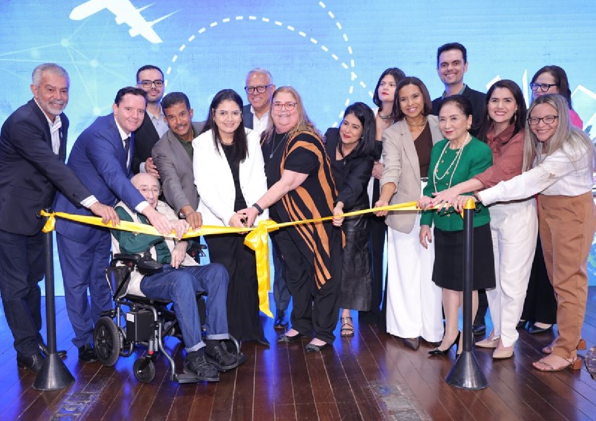 Expo Turismo Goiás 2026 começa com valorização do Centro-Oeste e homenageia mulheres com Prêmio Amelia Earhart