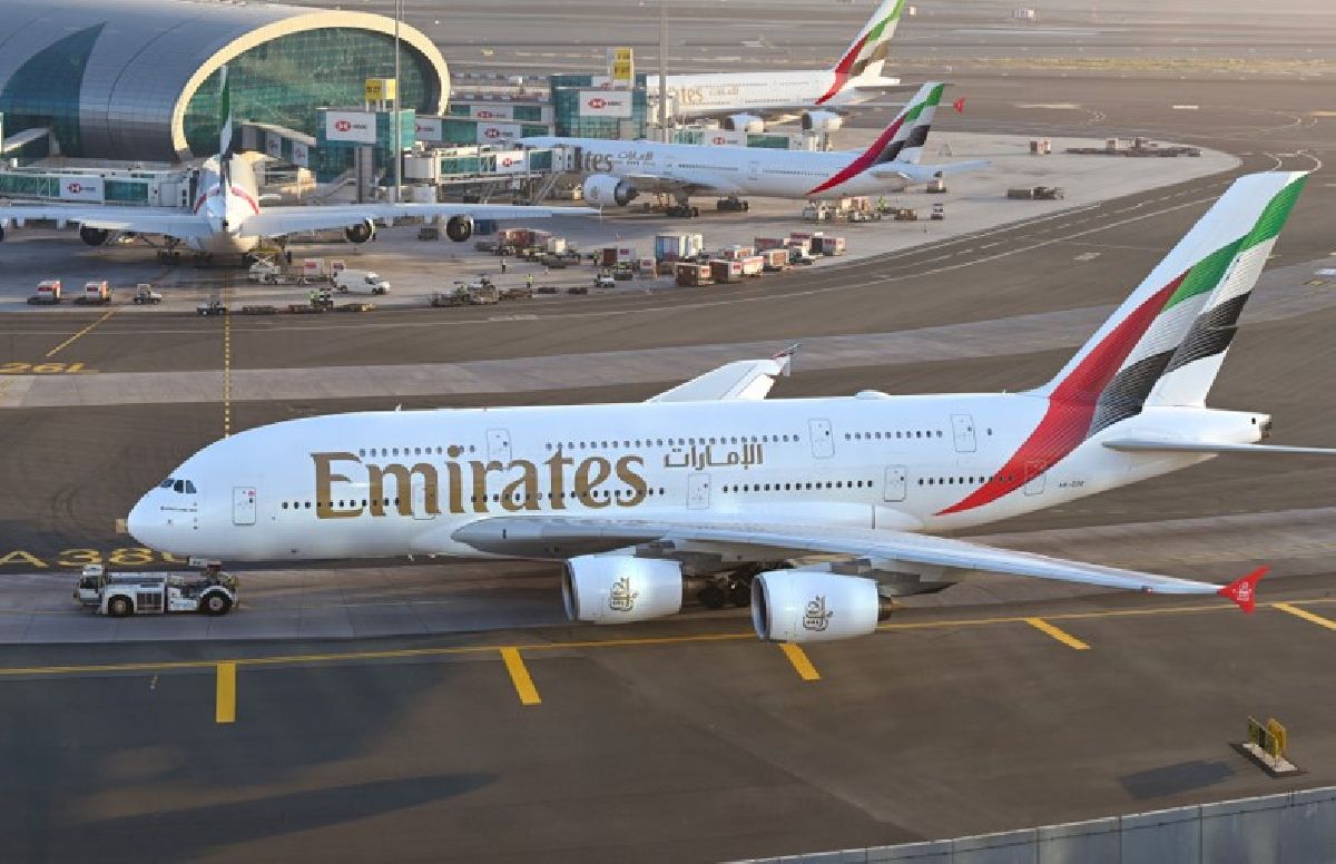 Emirates é a 1ª aérea a cobrir despesas médicas por conflitos em seguro de viagem