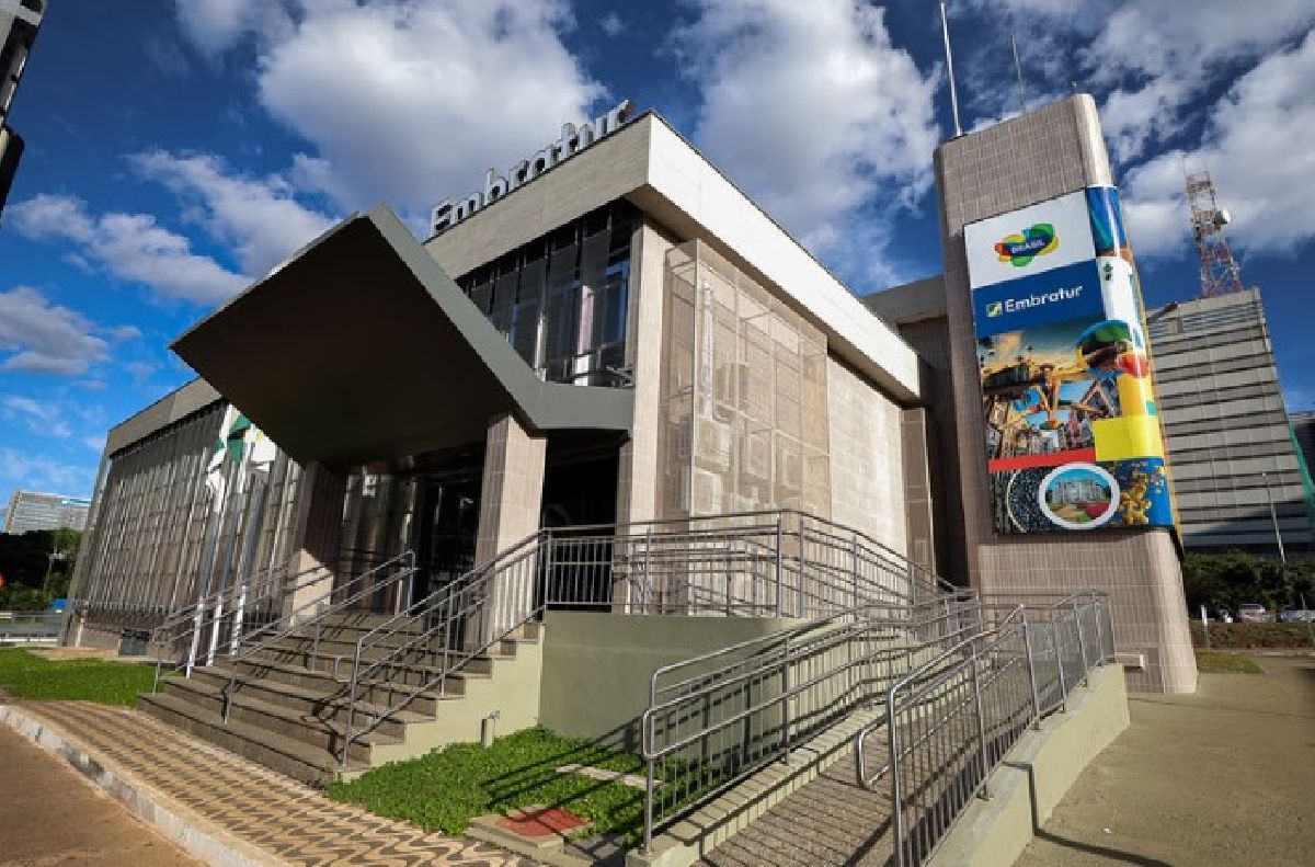 Desenvolvimento institucional: Embratur inova gestão e conquista certificação Great Place to Work 
