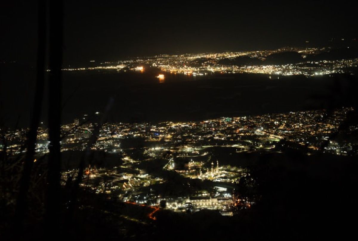  Trilha noturna e camping: Parque Caminhos do Mar cria experiência e lança combo que une caminhada noturna e hospedagem na Serra do Mar
