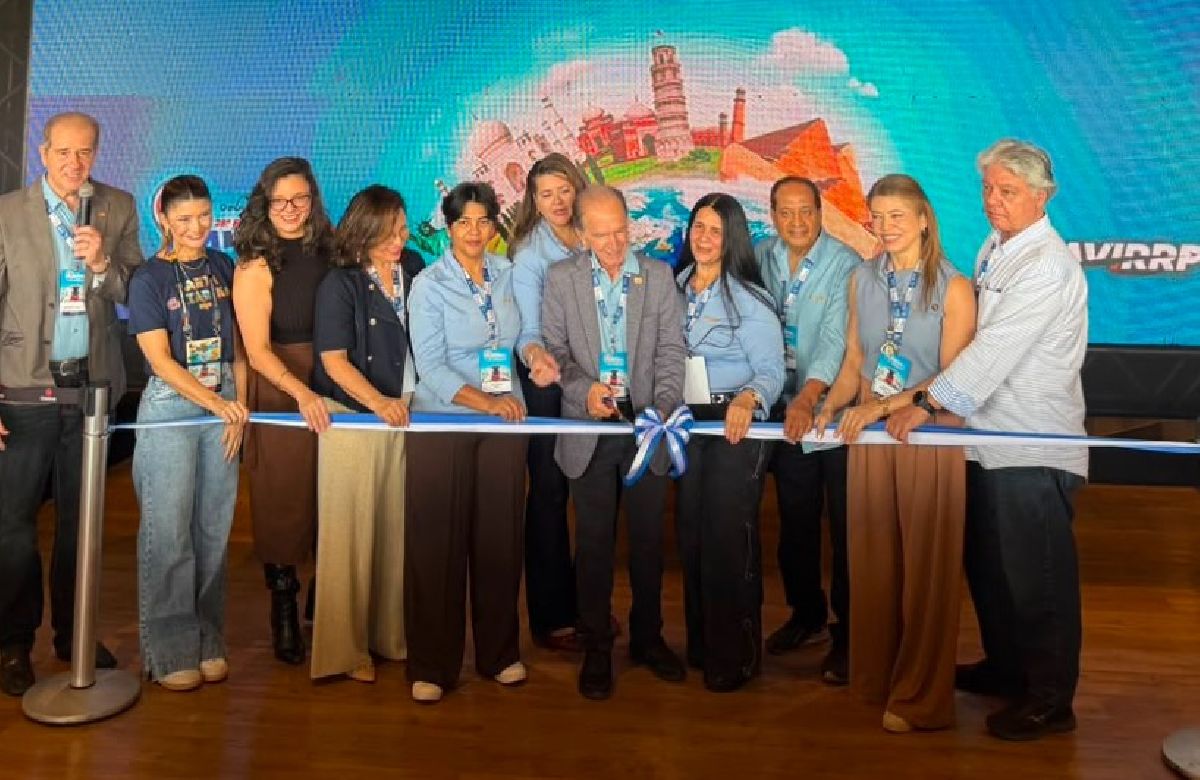 28ª edição da Avirrp 2026 inicia programação em Ribeirão Preto com corte da fita, autoridades e representantes do turismo