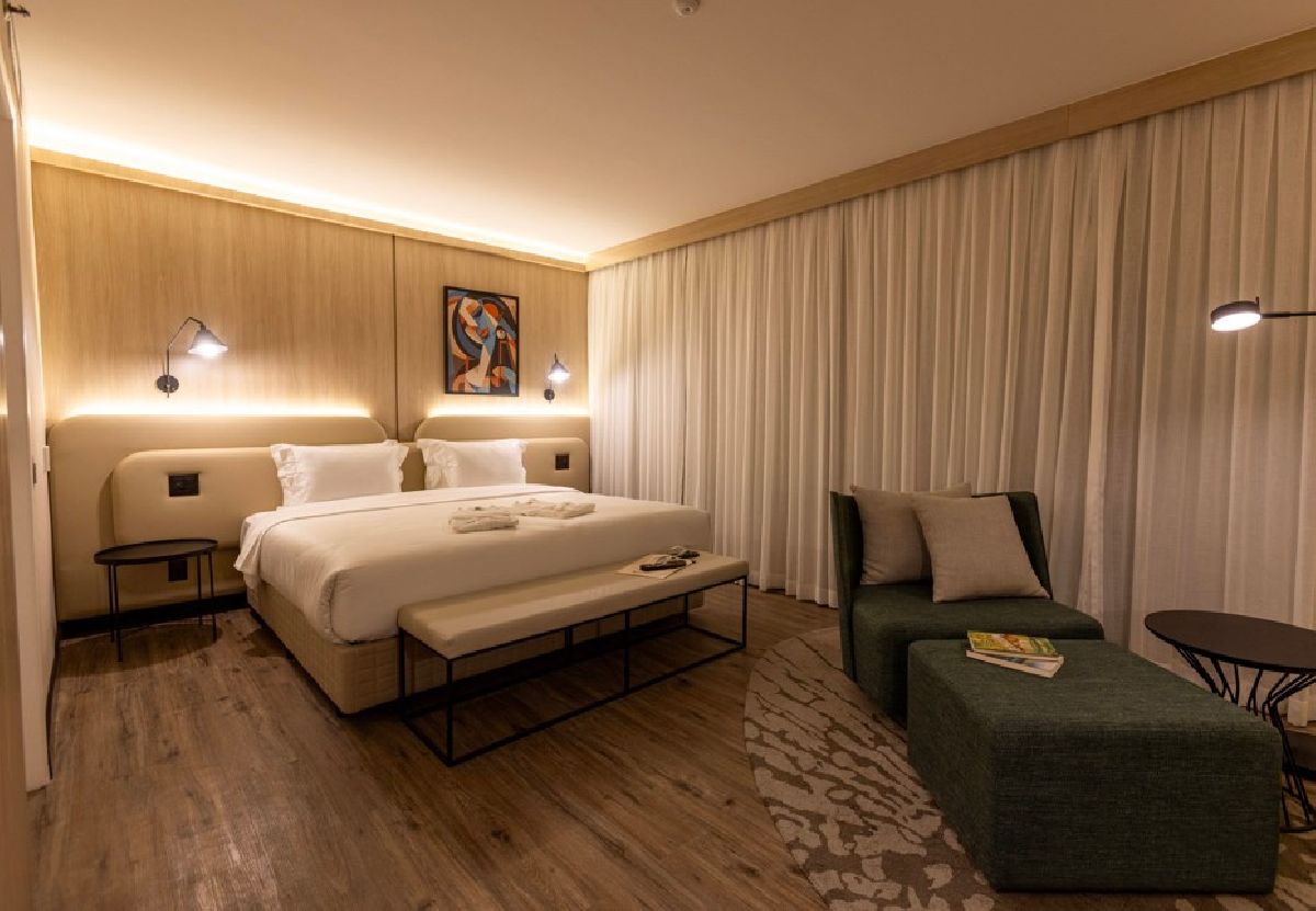 Hotel Intercity Pamplona, em São Paulo, passa por remodelação com investimento de R$ 10 milhões