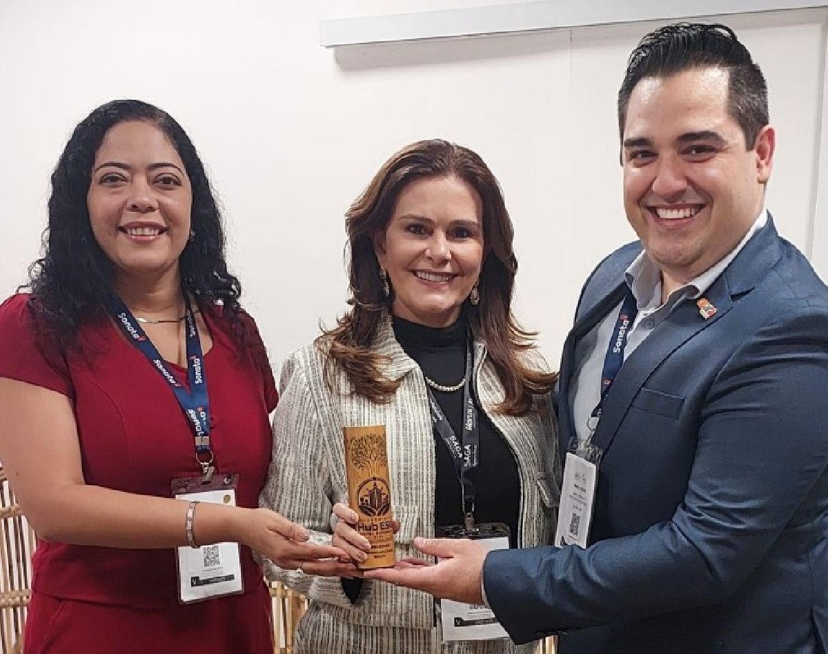 Hotel Sonata de Iracema, em Fortaleza (CE) conquista o Prêmio Nacional Hub ESG Hotel Business 2026, com projeto que transforma a casa e a vida de seus colaboradores.