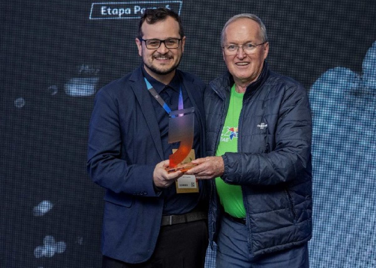 Vacy Álvaro conquista 1º lugar no Prêmio Sebrae de Jornalismo e coloca Foz do Iguaçu em destaque no Paraná