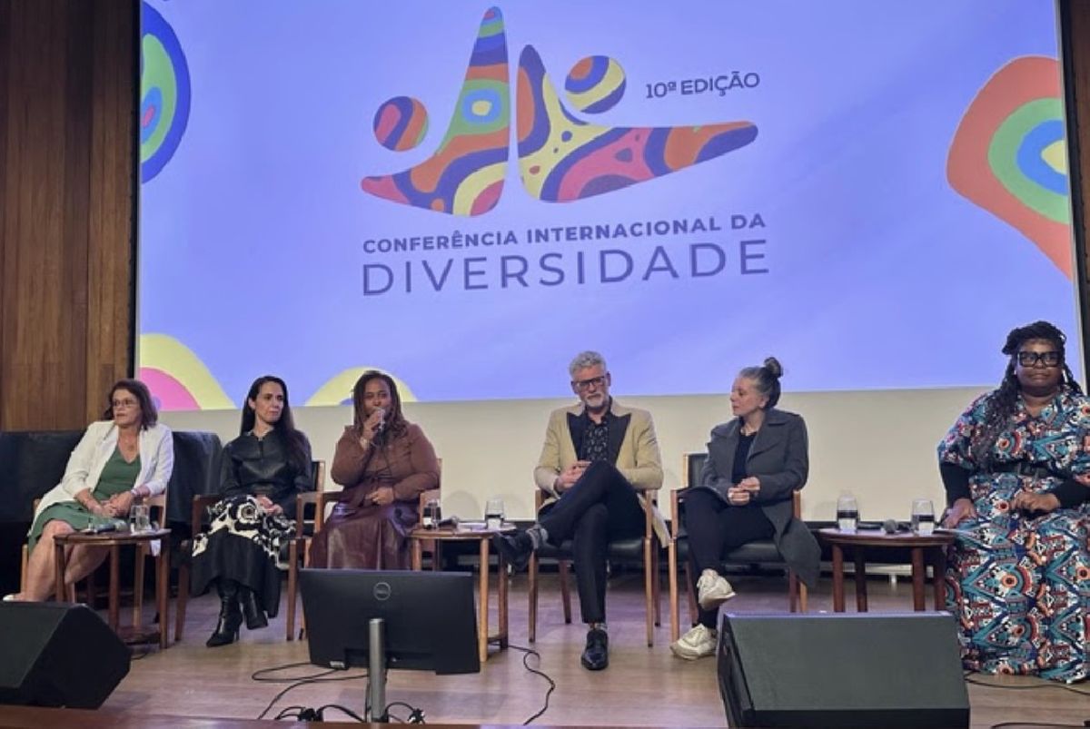 Embratur destaca o potencial do turismo LGBTQIA+ durante Conferência Internacional da Diversidade