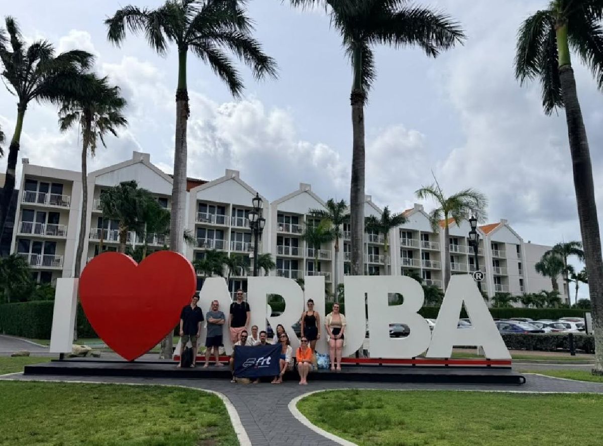 Aruba recebe agentes de viagens premiados pela Frt Operadora