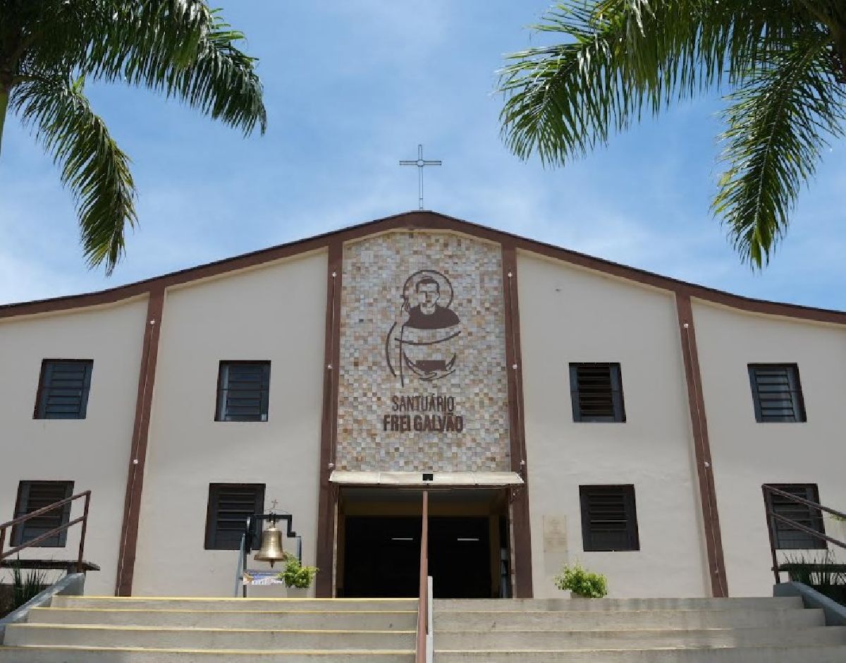 Devotos de Nossa Senhora Aparecida ampliam a experiência de fé no Santuário Frei Galvão