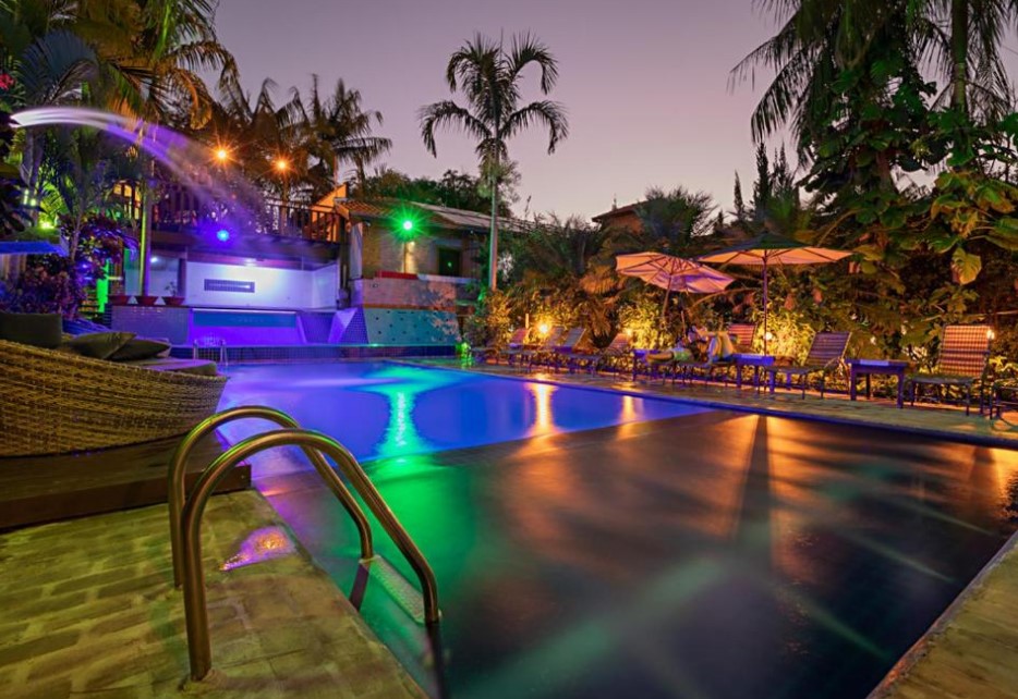 HOTEL NATURAL