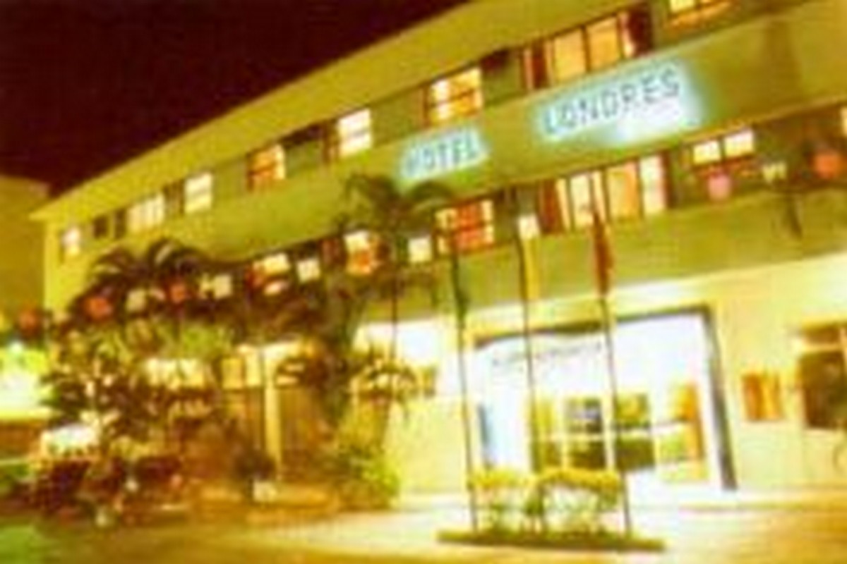 LONDRES ANGRA HOTEL