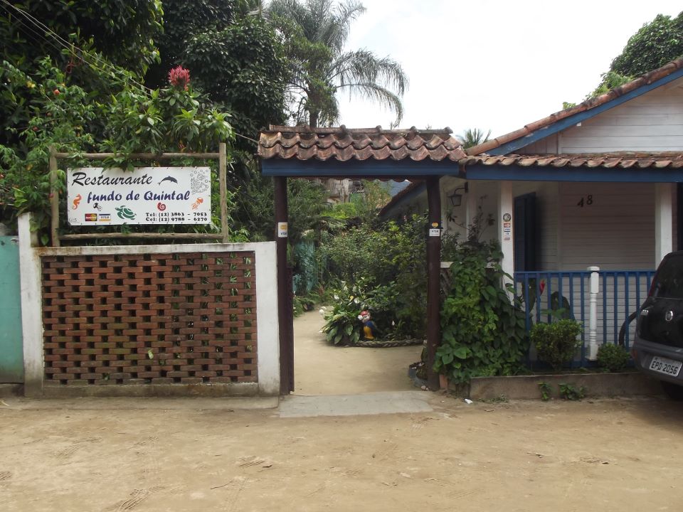 RESTAURANTE FUNDO DE QUINTAL