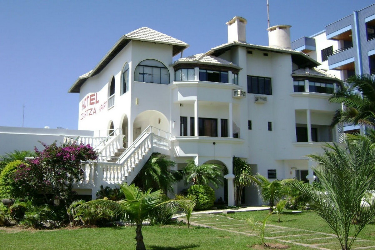 CZARITZA APART HOTEL