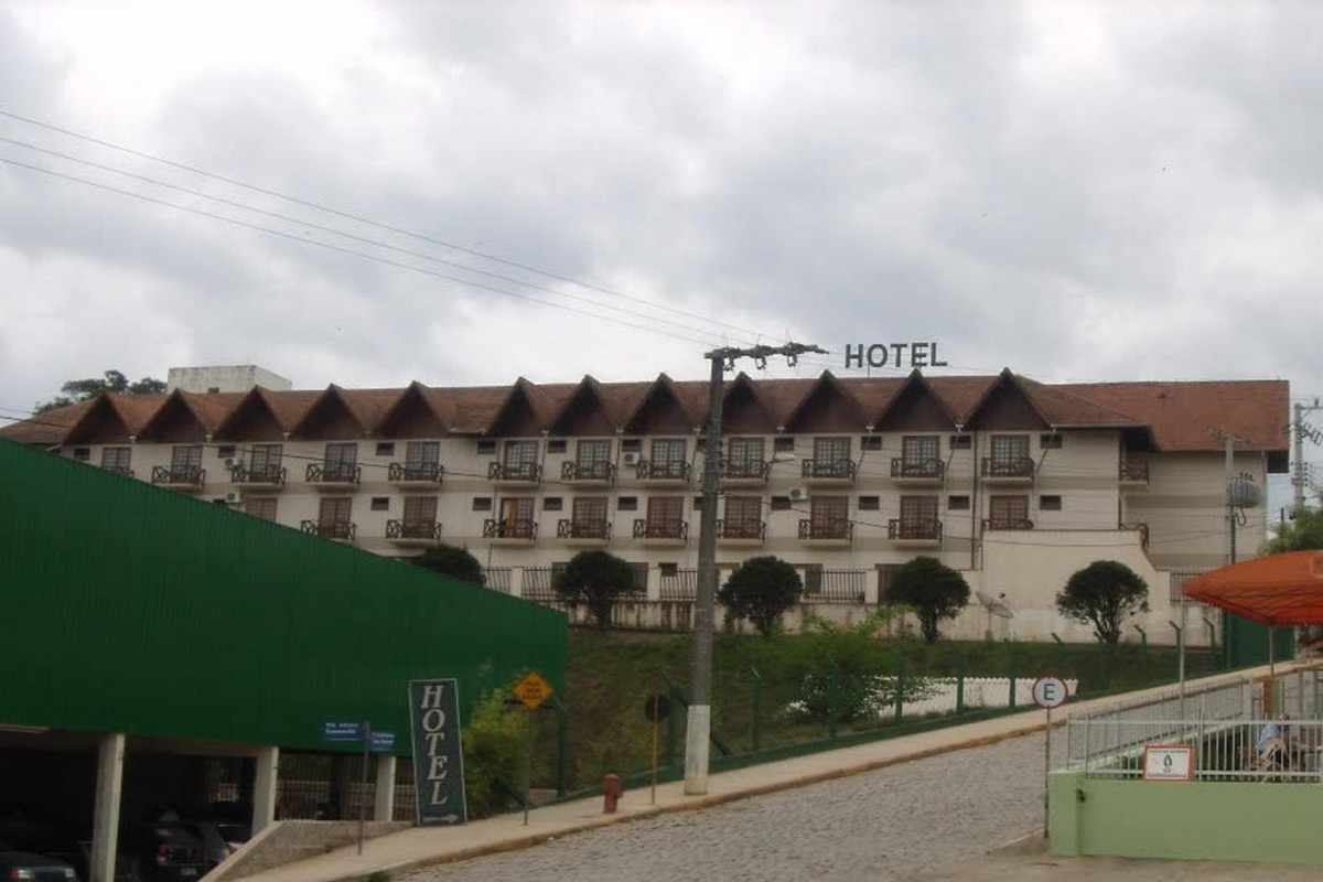 HOTEL ELIANA