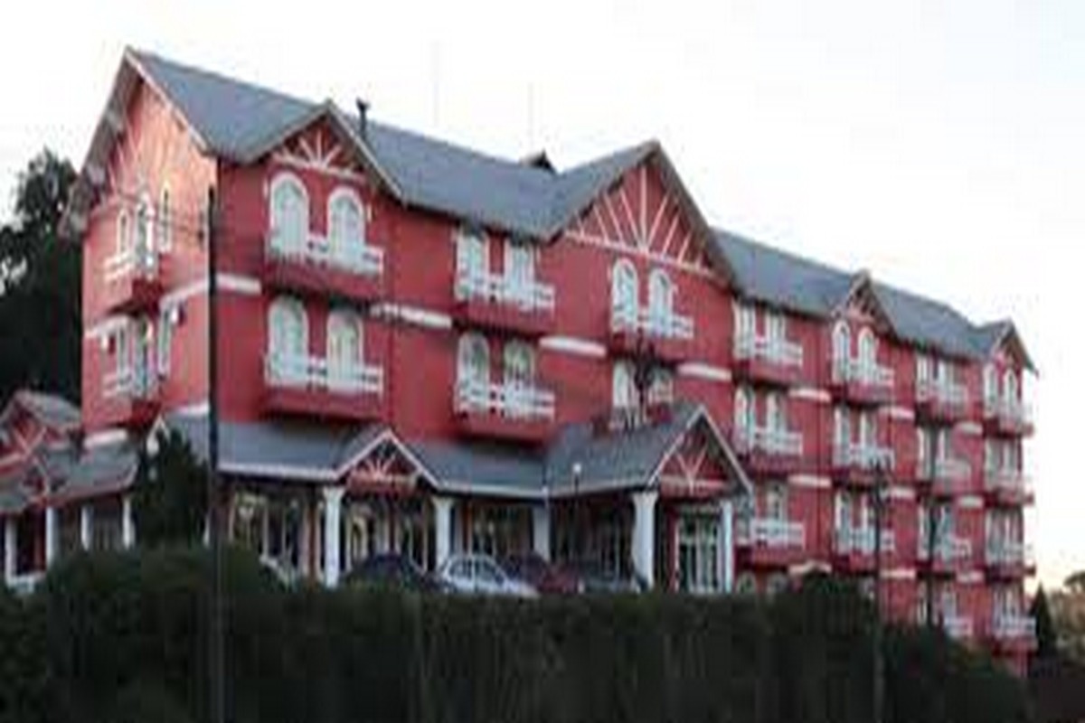 HOTEL GALO VERMELHO