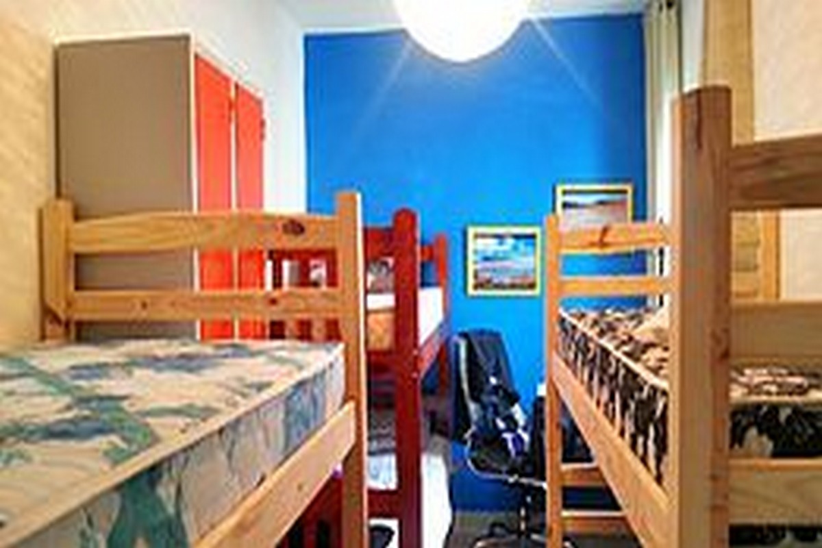 GIRASSOL HOSTEL VILA MADALENA