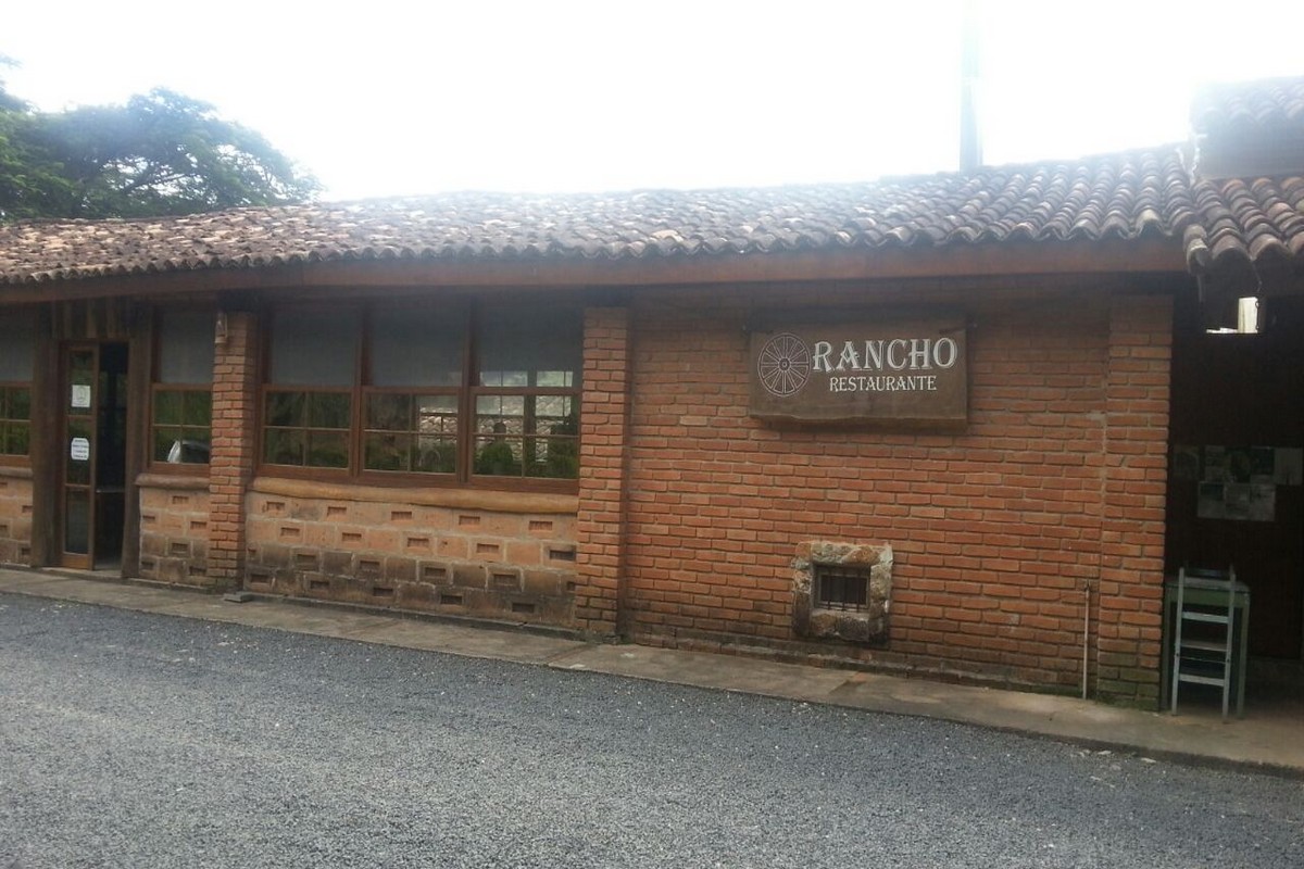 RESTAURANTE E ADEGA RANCHO