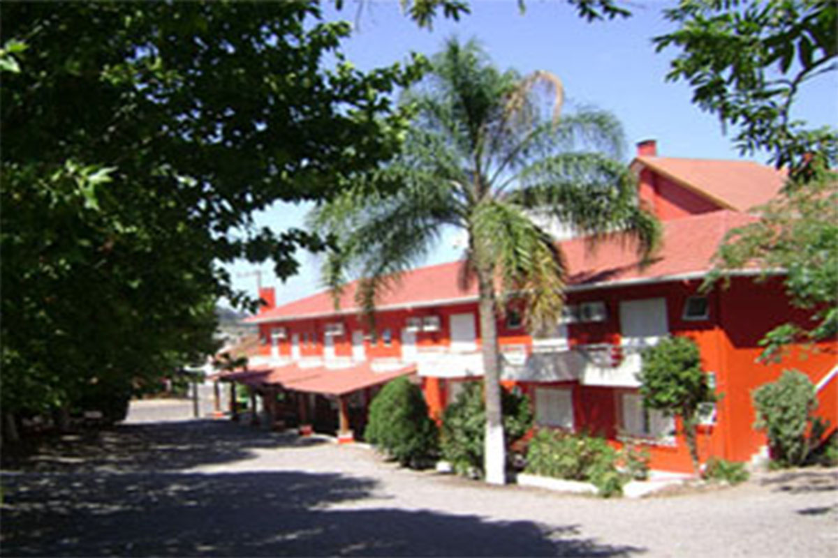  HOTEL E RESTAURANTE DONA ADÉLIA