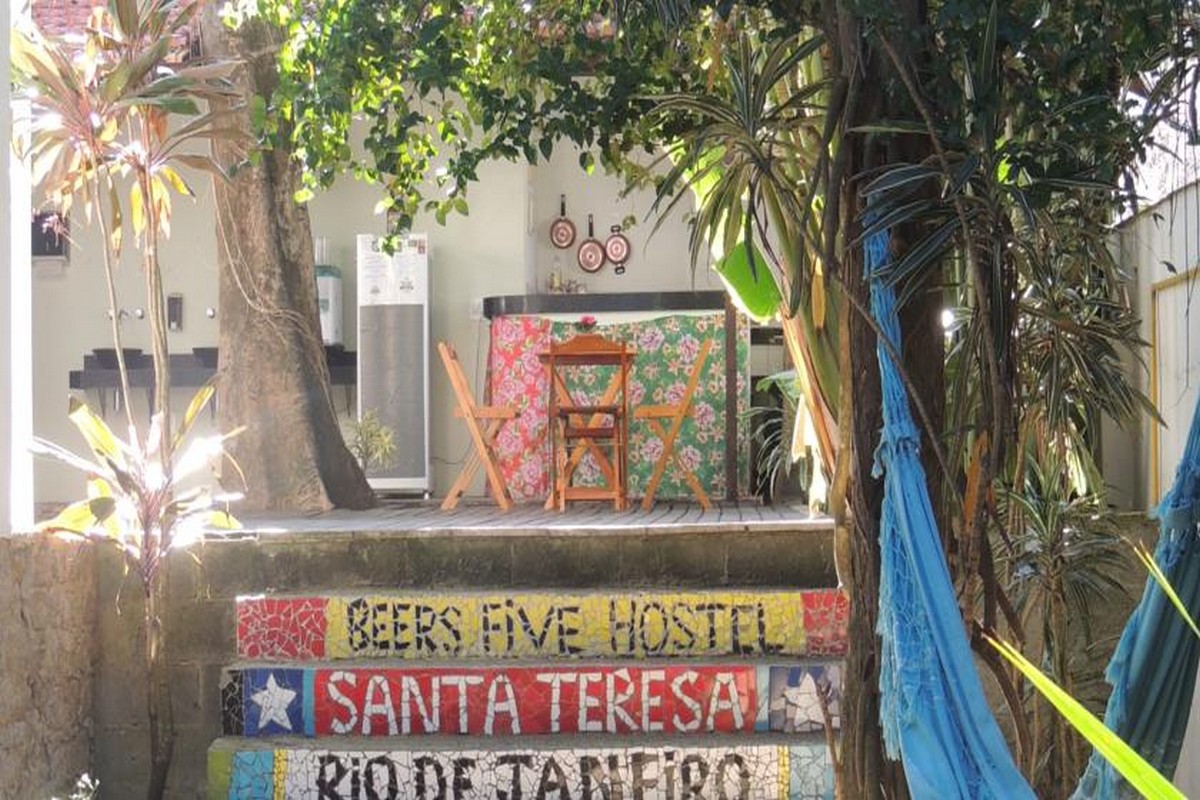 Beers Five Hostel