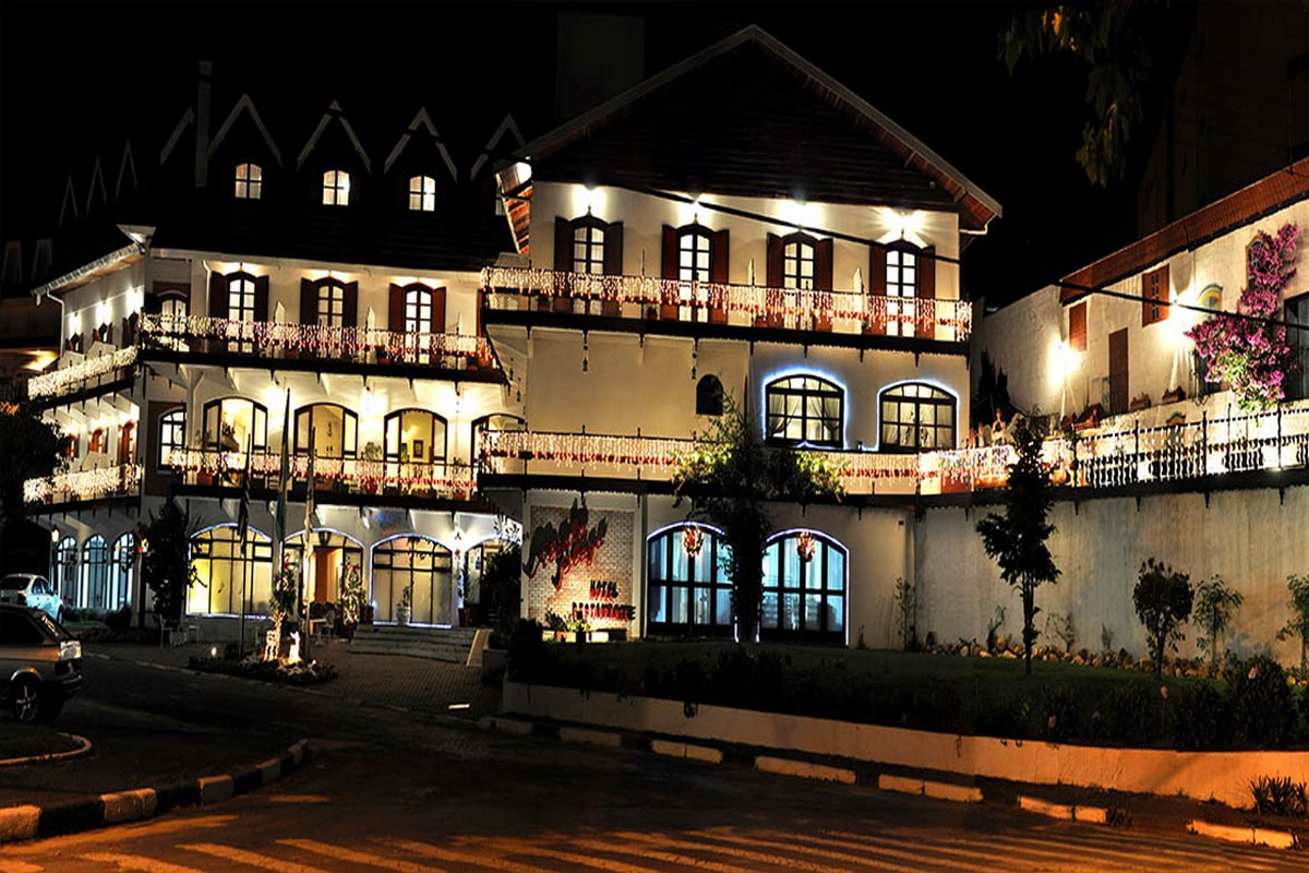 ALCALÁ PLAZA HOTEL