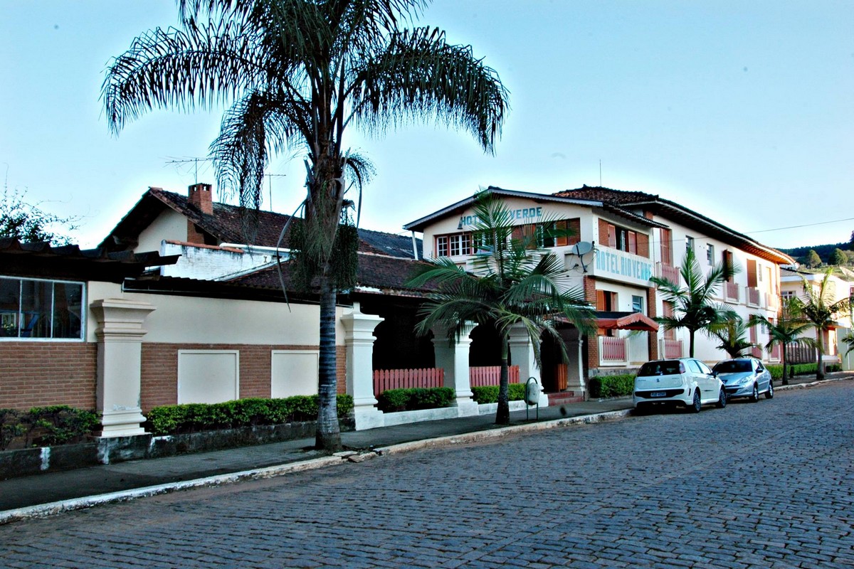 HOTEL RIO VERDE