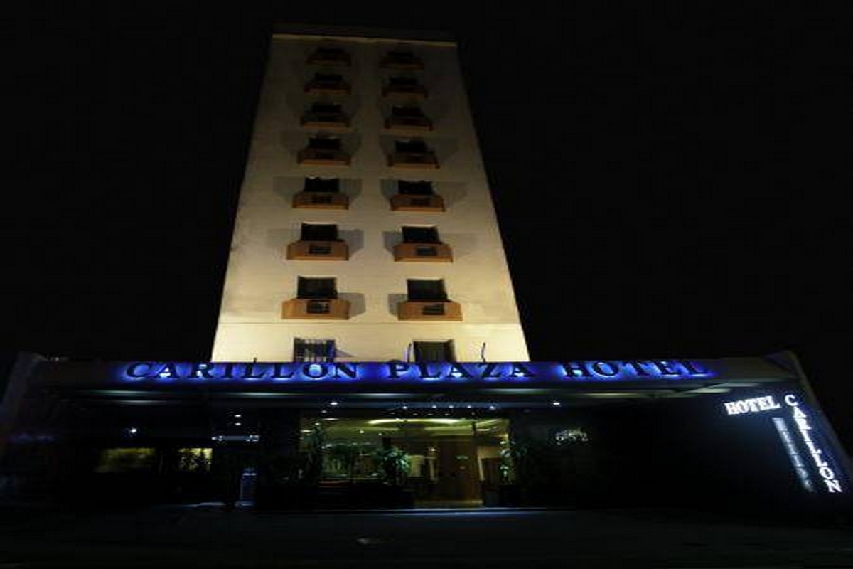 CARILLON PLAZA HOTEL