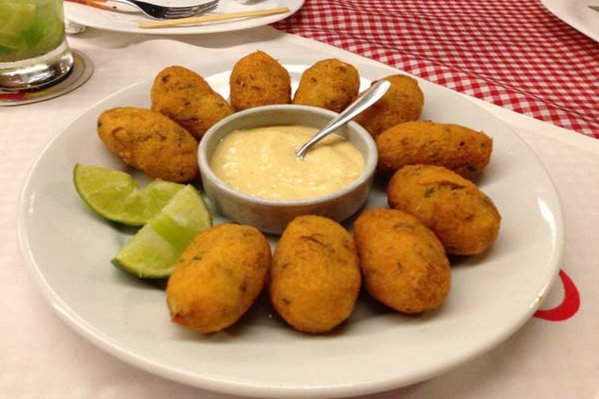 BOLINHO DE BACALHAU RESTAURANTE 