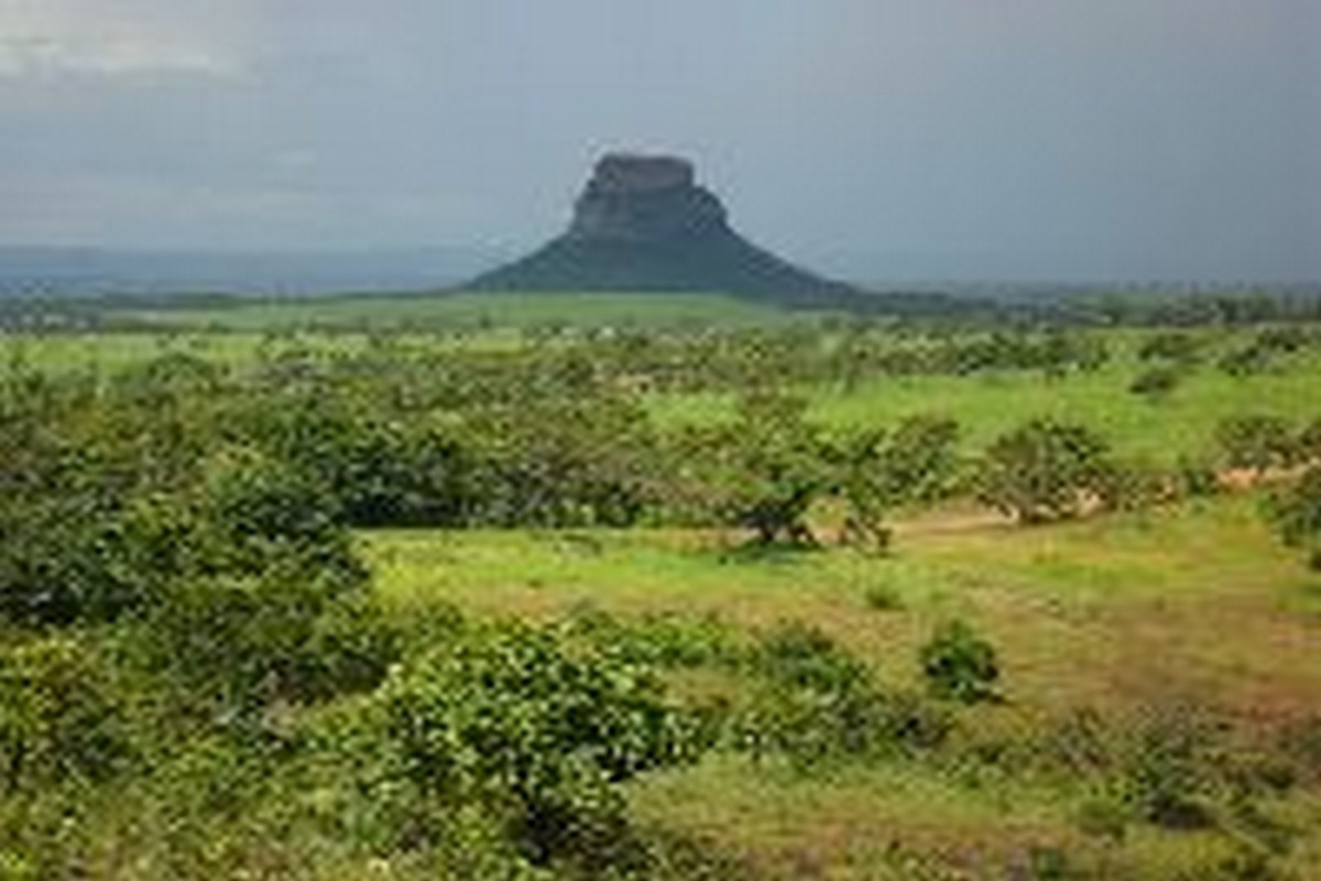  FOTO - Morro do Baú (Luismar da Silva)