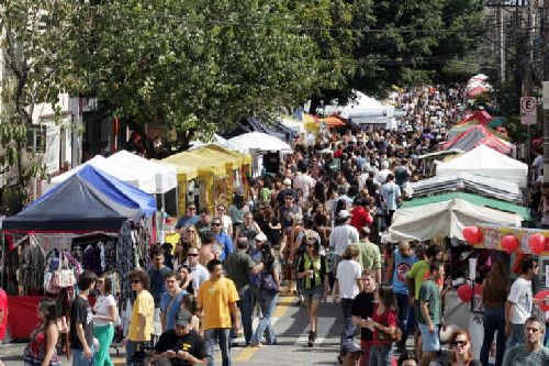 A TRADICIONAL FEIRA DE ARTES DA VILA MADALENA VEM COM NOVIDADES EM SUA 42ª EDIÇÃO EM SÃO PAULO 