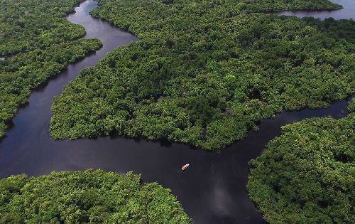 CURTA AS BELEZAS DA AMAZÔNIA A BORDO DO HOTEL FLUTUANTE IBEROSTAR HERITAGE GRAND AMAZON 