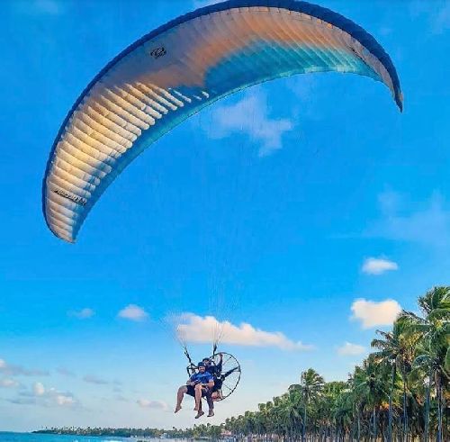 MORADOR DE PORTO DE GALINHAS, NETO DE CHE GUEVARA COMPARTILHA AS BELEZAS DO LITORAL EM SEU INSTAGRAM 