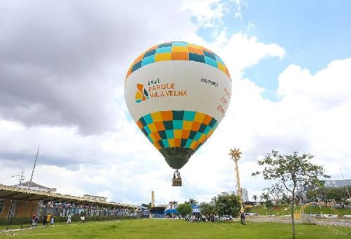 PARQUE VILA VELHA, NO PARANÁ, É EXEMPLO DE INVESTIMENTO PRIVADO NA EXPLORAÇÃO SUSTENTÁVEL 