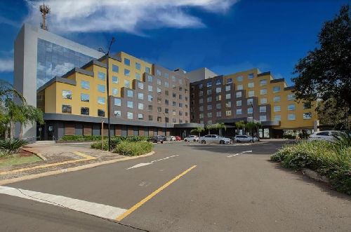 HOTEL DOUBLETREE BY HILTON É INAUGURADO EM FOZ DO IGUAÇU 