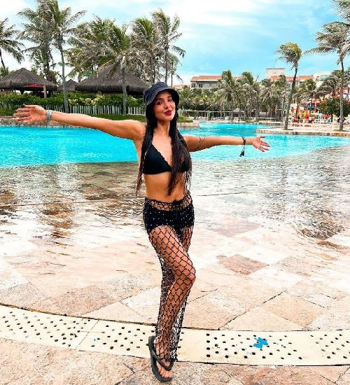 Kerline e Pelé Milflows curtem dia no Beach Park 