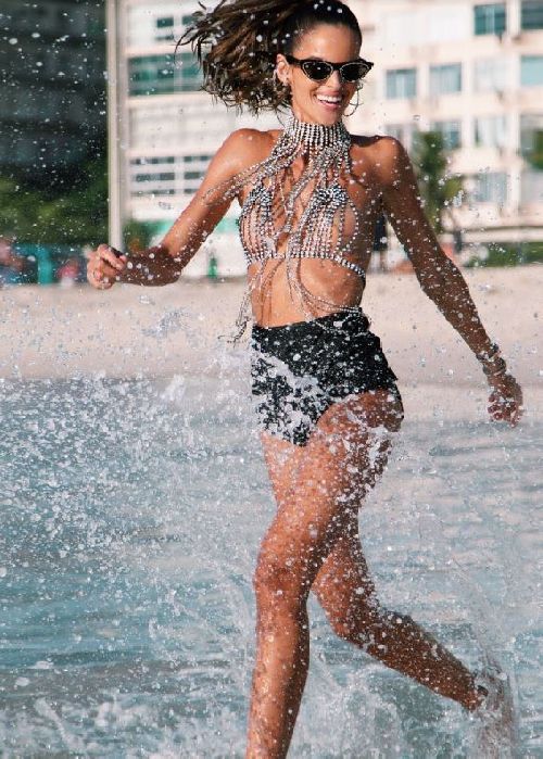 Copacabana Palace, A Belmond Hotel, anuncia Izabel Goulart como rainha do Baile do Copa 2023 