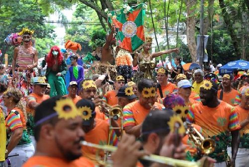 A volta dos blocos e dos turistas no Carnaval carioca 