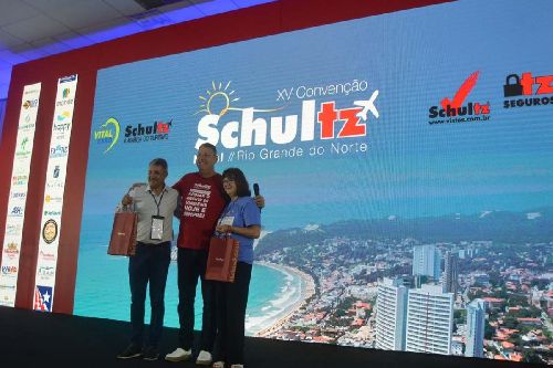 A Schultz Operadora,  uma das  maiores  empresas turísticas do Brasil  encerrou nesta última quinta feira em Natal - Rio Grande do Norte a XV Convenção, com sucesso de negócios e de público, reunindo muitos Agentes de Viagens 