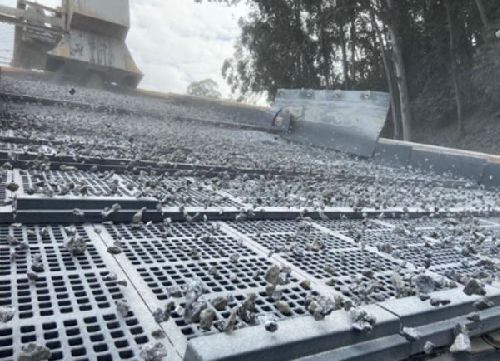 A patrocinadora da BRASMIN 2023, LANTEX, apresentam o seu processo de peneiramento de material fino que requerem telas e processos apropriados 