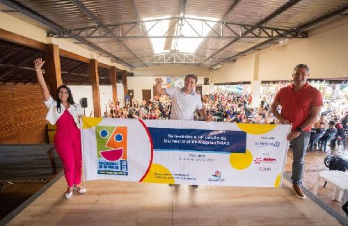 Dia Nacional da Alegria (DNA) é celebrado no Beach Park com a participação de 950 crianças e acompanhantes 