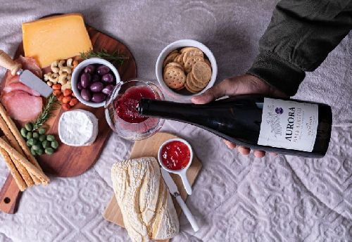 Cooperativa Vinícola Aurora oferece 20% de desconto em vinhos e espumantes durante o Dia do Vinho Brasileiro  